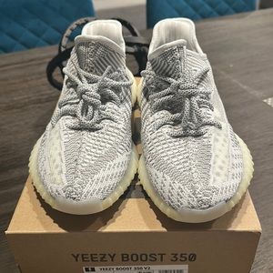 Yeezy boost 350 V2 static